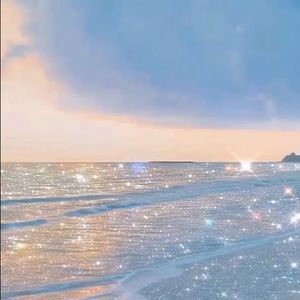 Meet your Posher, Mirola